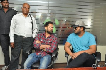 Gunturodu Movie Success Tour